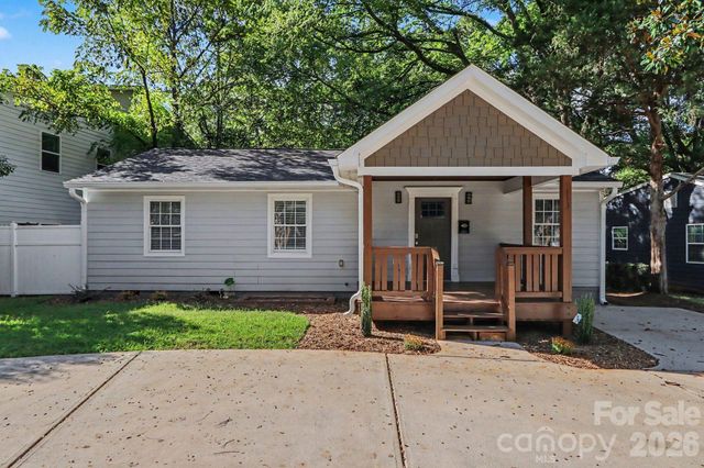 113 N Smallwood Place, Charlotte, NC 28216