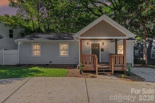 113 N Smallwood Place, Charlotte, NC 28216