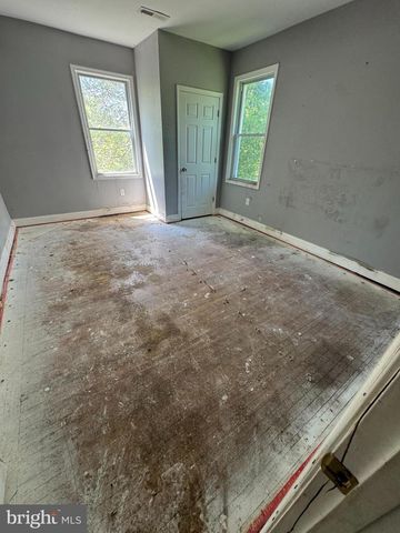 3219 CARLISLE AVE, Baltimore, MD 21216