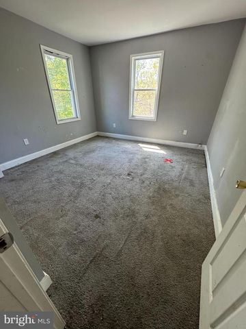 3219 CARLISLE AVE, Baltimore, MD 21216