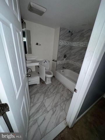 3219 CARLISLE AVE, Baltimore, MD 21216
