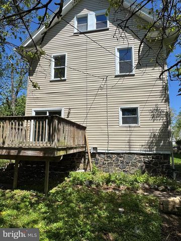 3219 CARLISLE AVE, Baltimore, MD 21216