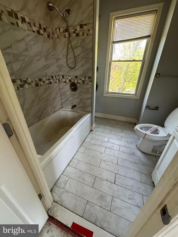 3219 CARLISLE AVE, Baltimore, MD 21216