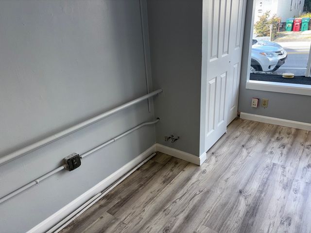 198 University Ave, Lowell, MA 01854