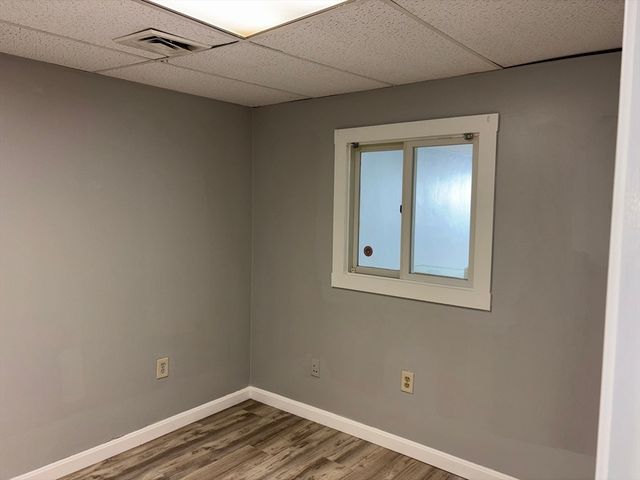 198 University Ave, Lowell, MA 01854