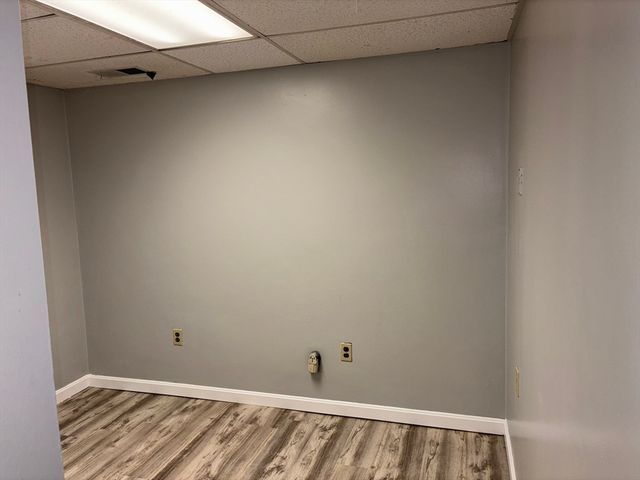 198 University Ave, Lowell, MA 01854