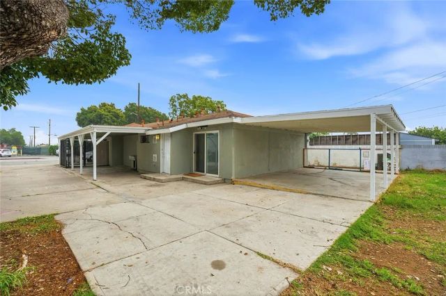 12815 S San Pedro Street, Los Angeles, CA 90061