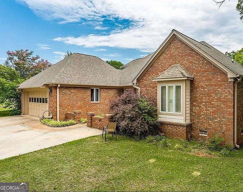 244 Woodridge Way, Royston, GA 30662