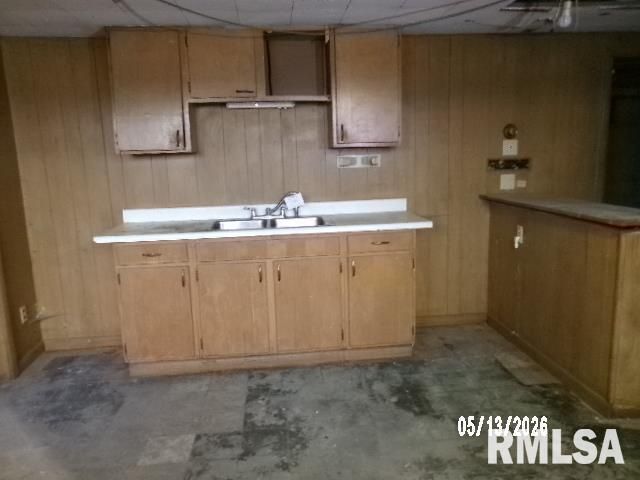 109 E GIFT Avenue, Peoria, IL 61603