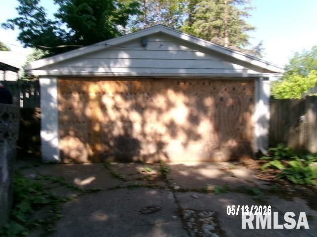 109 E GIFT Avenue, Peoria, IL 61603
