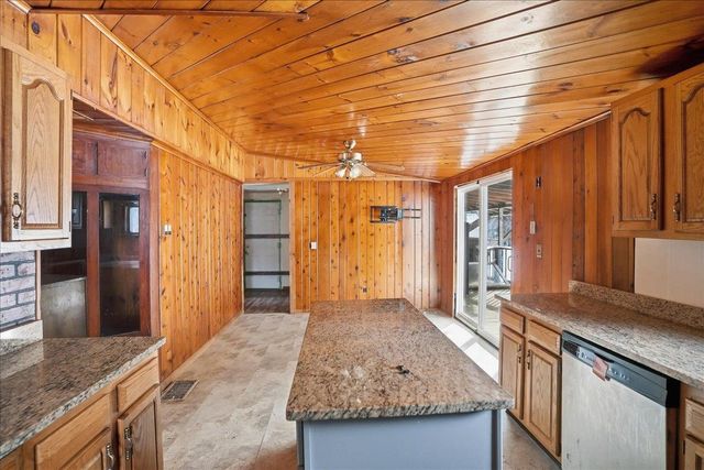 1119 Sand Hill Road, Georgia, VT 05478