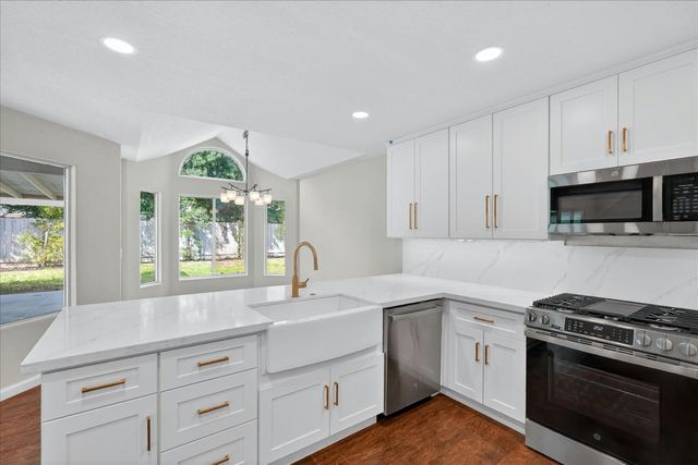 3668 W Ellery Avenue, Fresno, CA 93711