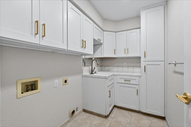 3668 W Ellery Avenue, Fresno, CA 93711