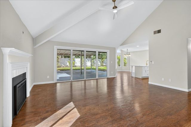 3668 W Ellery Avenue, Fresno, CA 93711