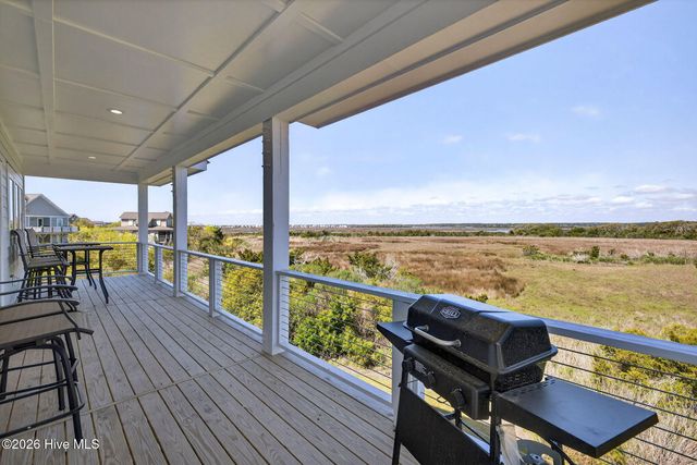 109 Old Village Lane, Sneads Ferry, NC 28460
