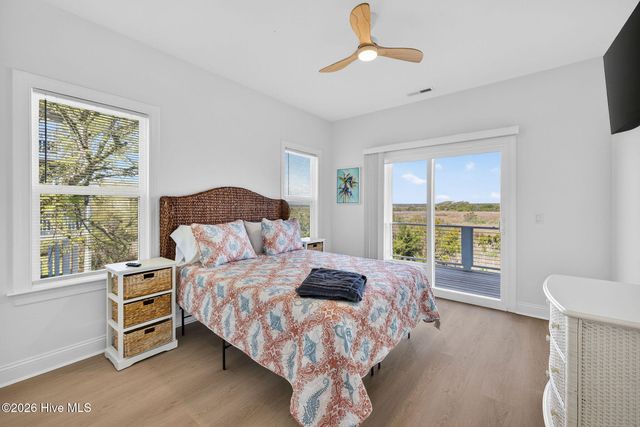 109 Old Village Lane, Sneads Ferry, NC 28460