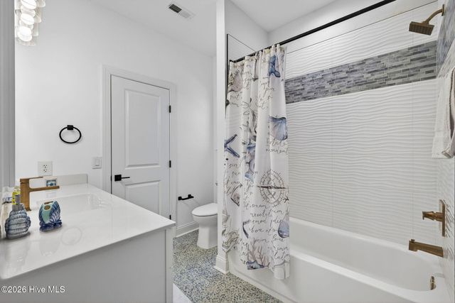 109 Old Village Lane, Sneads Ferry, NC 28460
