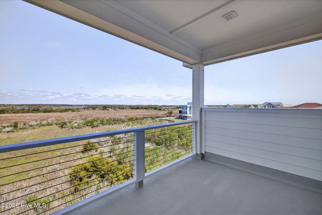 109 Old Village Lane, Sneads Ferry, NC 28460