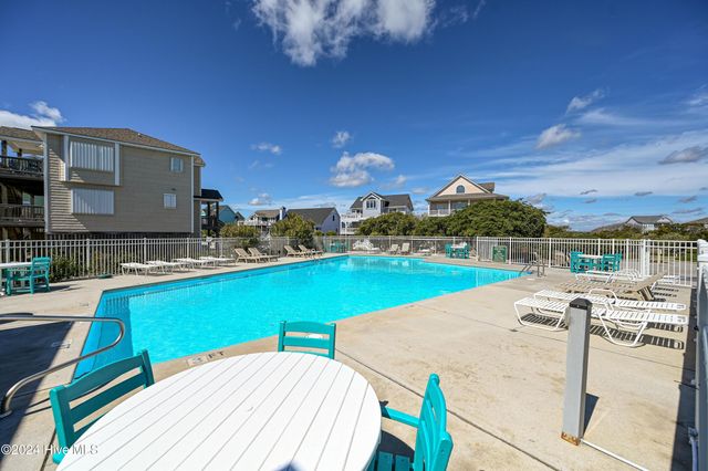 109 Old Village Lane, Sneads Ferry, NC 28460