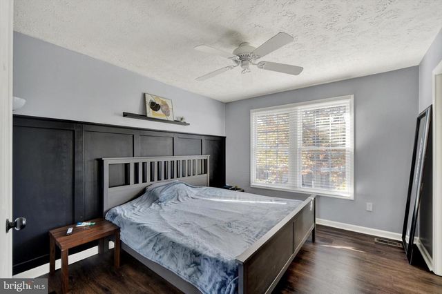 8 BRANTWOOD CT, Nottingham, MD 21236