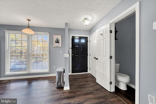 8 BRANTWOOD CT, Nottingham, MD 21236