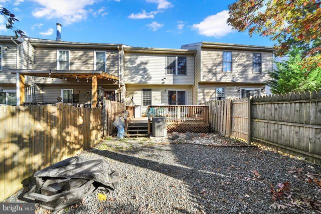 8 BRANTWOOD CT, Nottingham, MD 21236