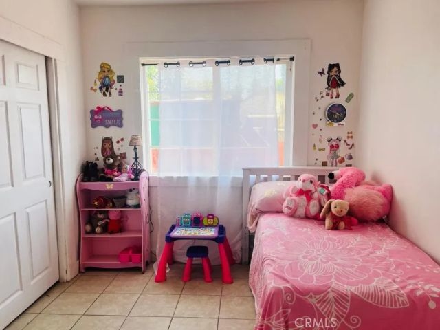 824 N Willis, Visalia, CA 93291