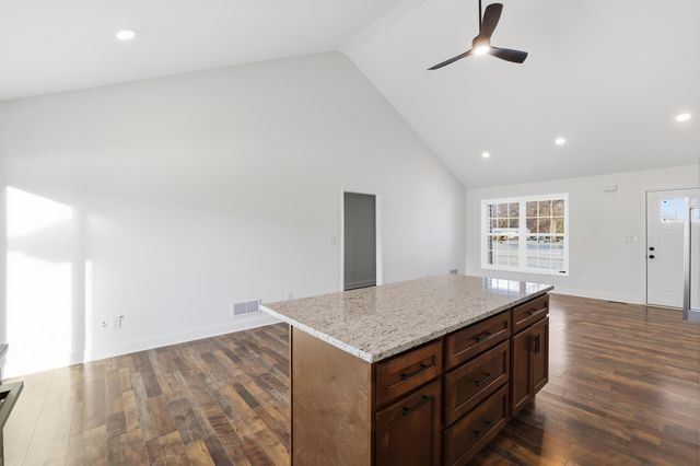 102 Knob View Trace, Junction City, KY 40440