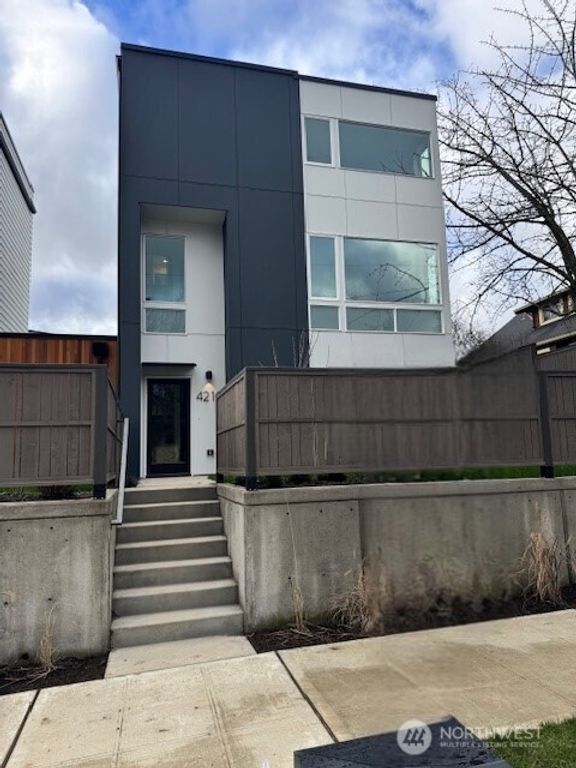 4213 S Findlay Street, Seattle, WA 98118