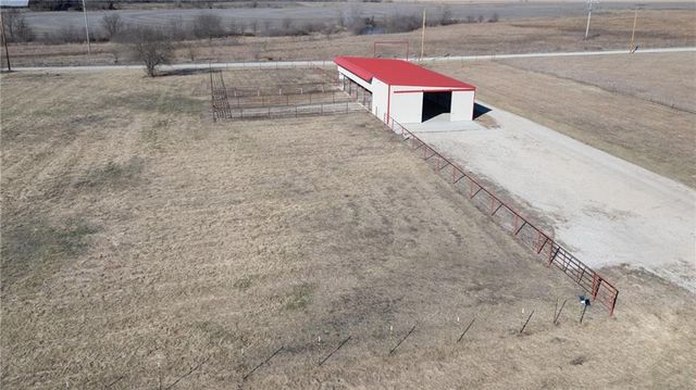 7406 SW Docking Road, Auburn, KS 66402