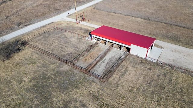 7406 SW Docking Road, Auburn, KS 66402