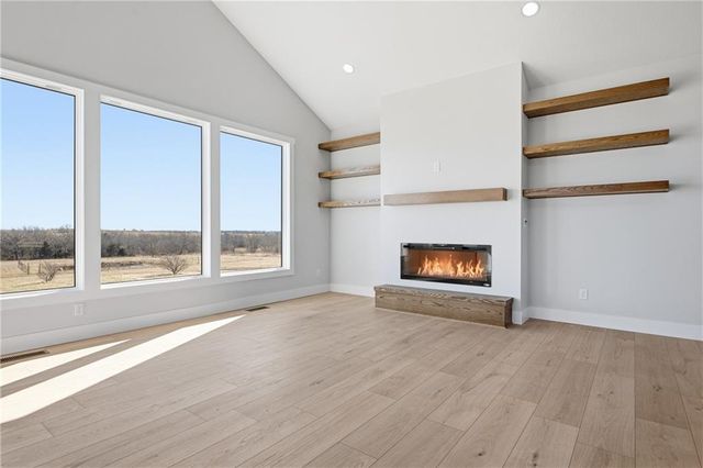 7406 SW Docking Road, Auburn, KS 66402