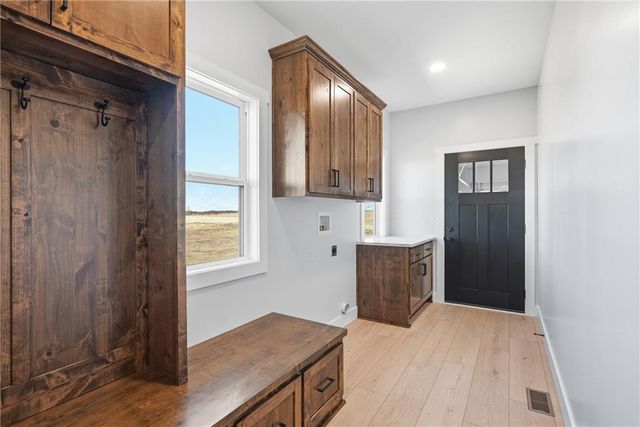 7406 SW Docking Road, Auburn, KS 66402