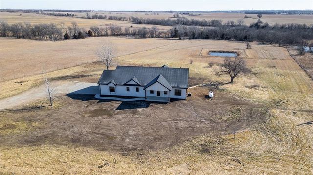 7406 SW Docking Road, Auburn, KS 66402