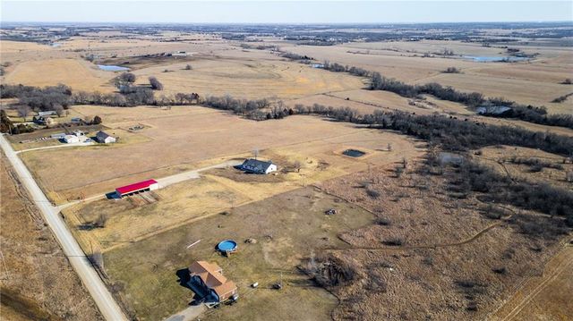 7406 SW Docking Road, Auburn, KS 66402