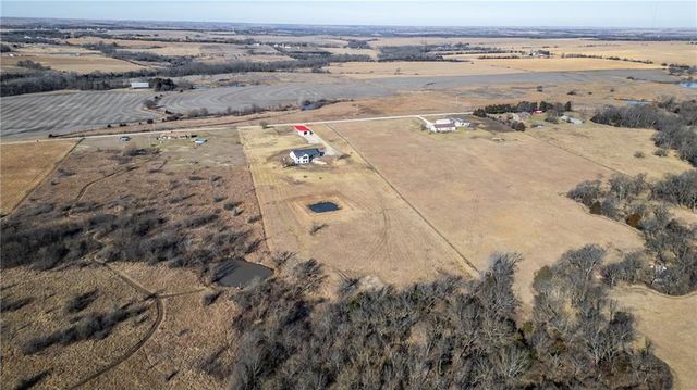 7406 SW Docking Road, Auburn, KS 66402