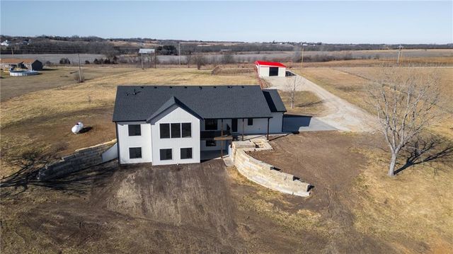 7406 SW Docking Road, Auburn, KS 66402