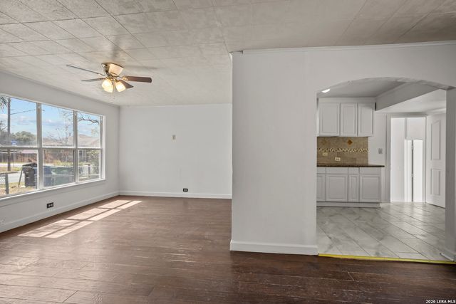 119 Freiling, San Antonio, TX 78213