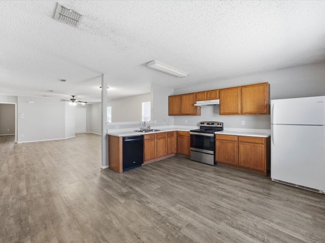 8133 Montecito Drive, Denton, TX 76210