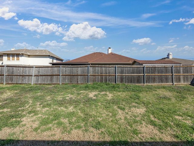 8133 Montecito Drive, Denton, TX 76210