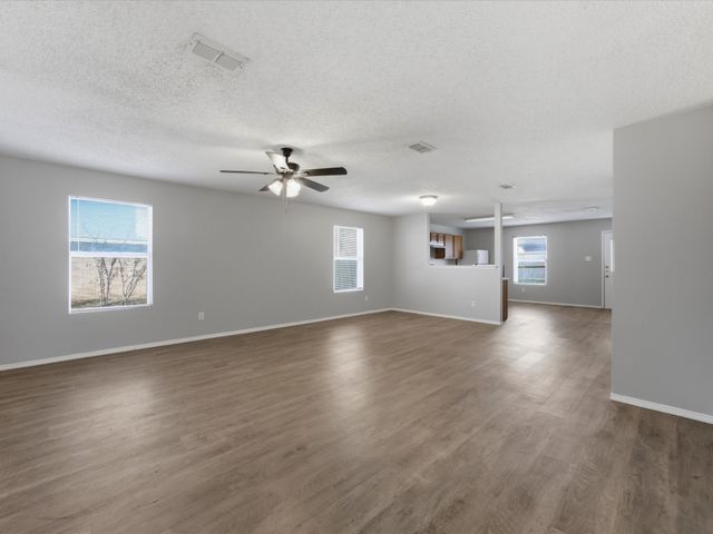 8133 Montecito Drive, Denton, TX 76210