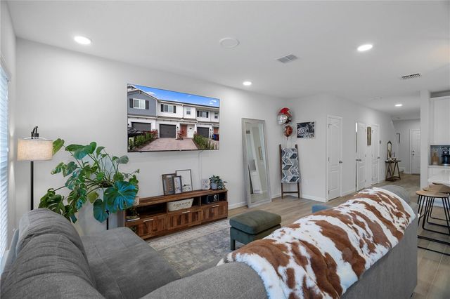 5002 RAIN SHADOW DRIVE, St Cloud, FL 34772