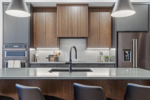 505 OAK Street N 511, Fargo, ND 58102