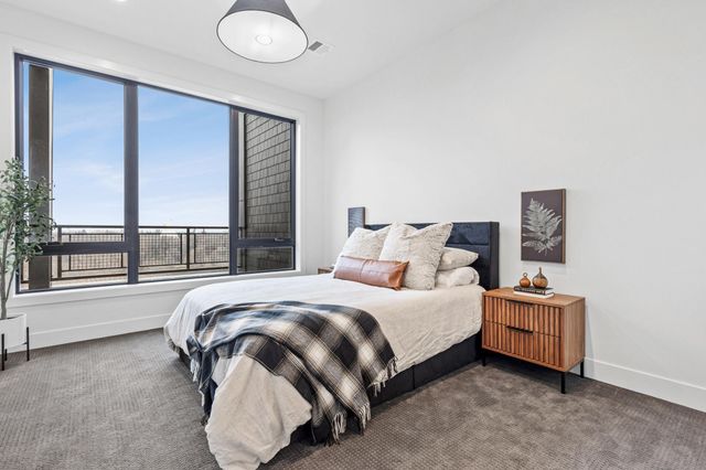 505 OAK Street N 511, Fargo, ND 58102