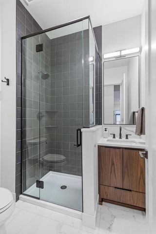 505 OAK Street N 511, Fargo, ND 58102