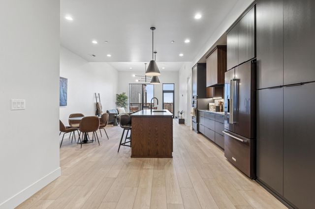 505 OAK Street N 511, Fargo, ND 58102