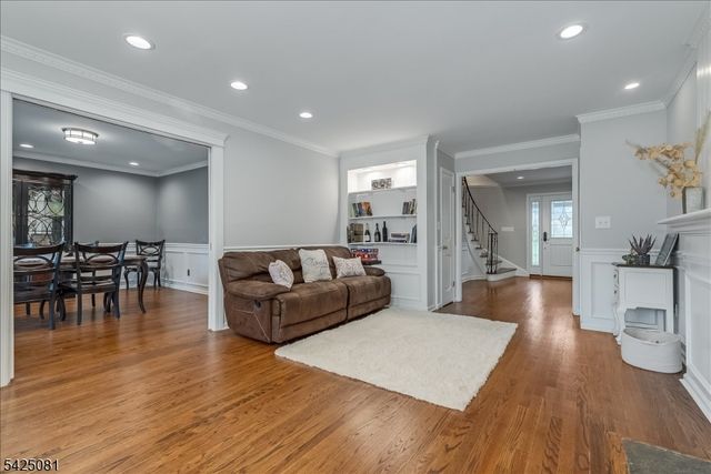 71 Tree Top Dr, Springfield Twp., NJ 07081