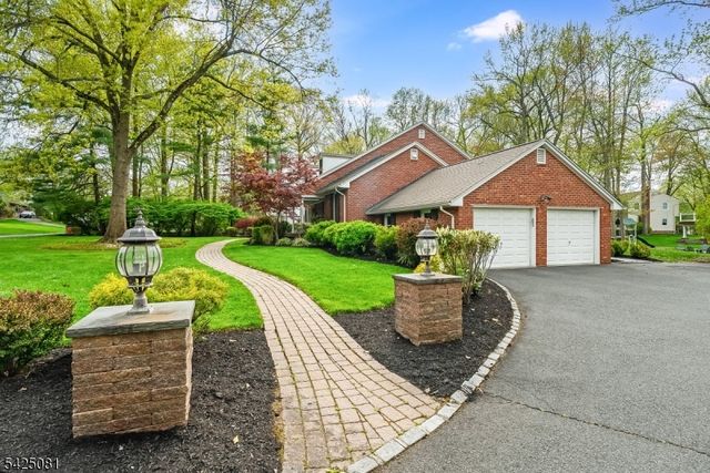 71 Tree Top Dr, Springfield Twp., NJ 07081