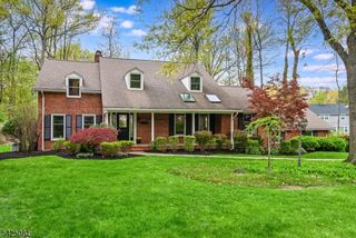 71 Tree Top Dr, Springfield Twp., NJ 07081