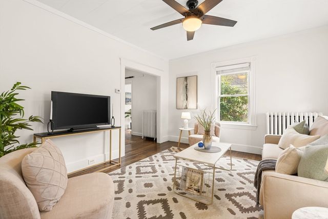 53 Henderson St, Arlington, MA 02474